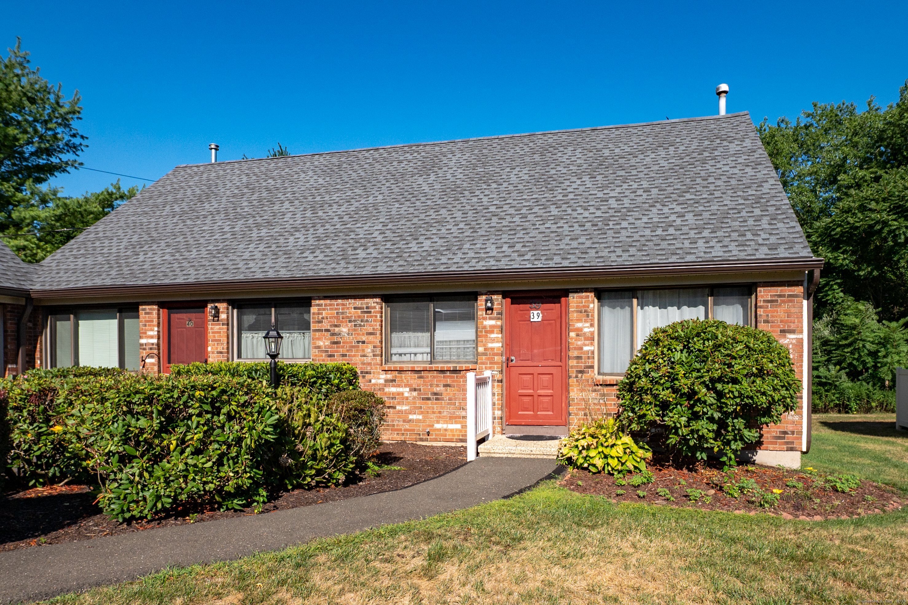 39 Dannys Way Wallingford CT 06492
