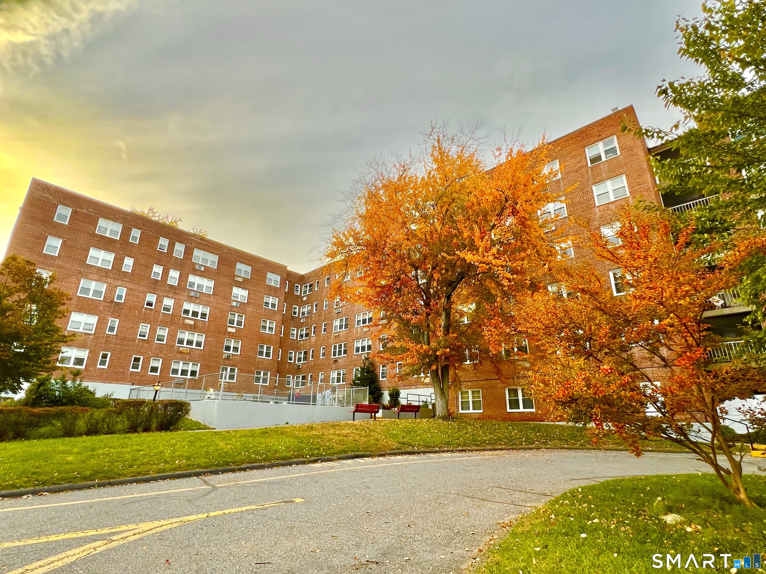 Stamford CT, 54 W North Street, Unit 408