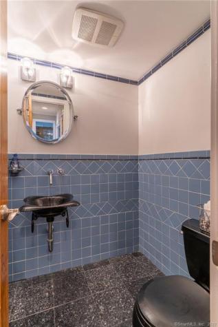 165 Seaside Avenue Stamford CT 06902