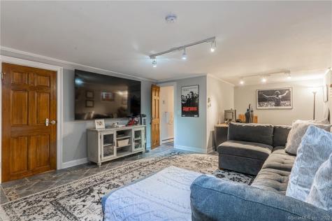 165 Seaside Avenue Stamford CT 06902