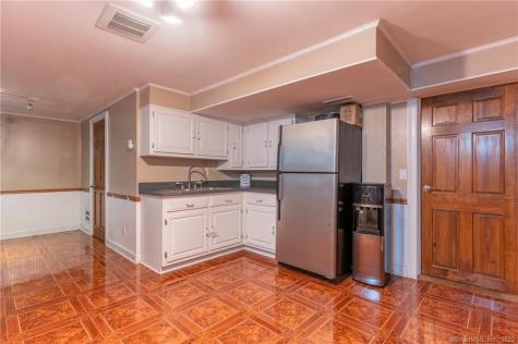 165 Seaside Avenue Stamford CT 06902
