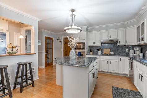 165 Seaside Avenue Stamford CT 06902