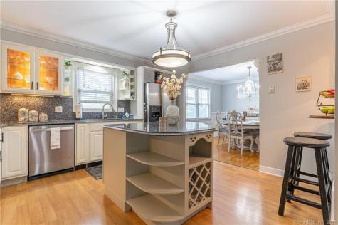 165 Seaside Avenue Stamford CT 06902