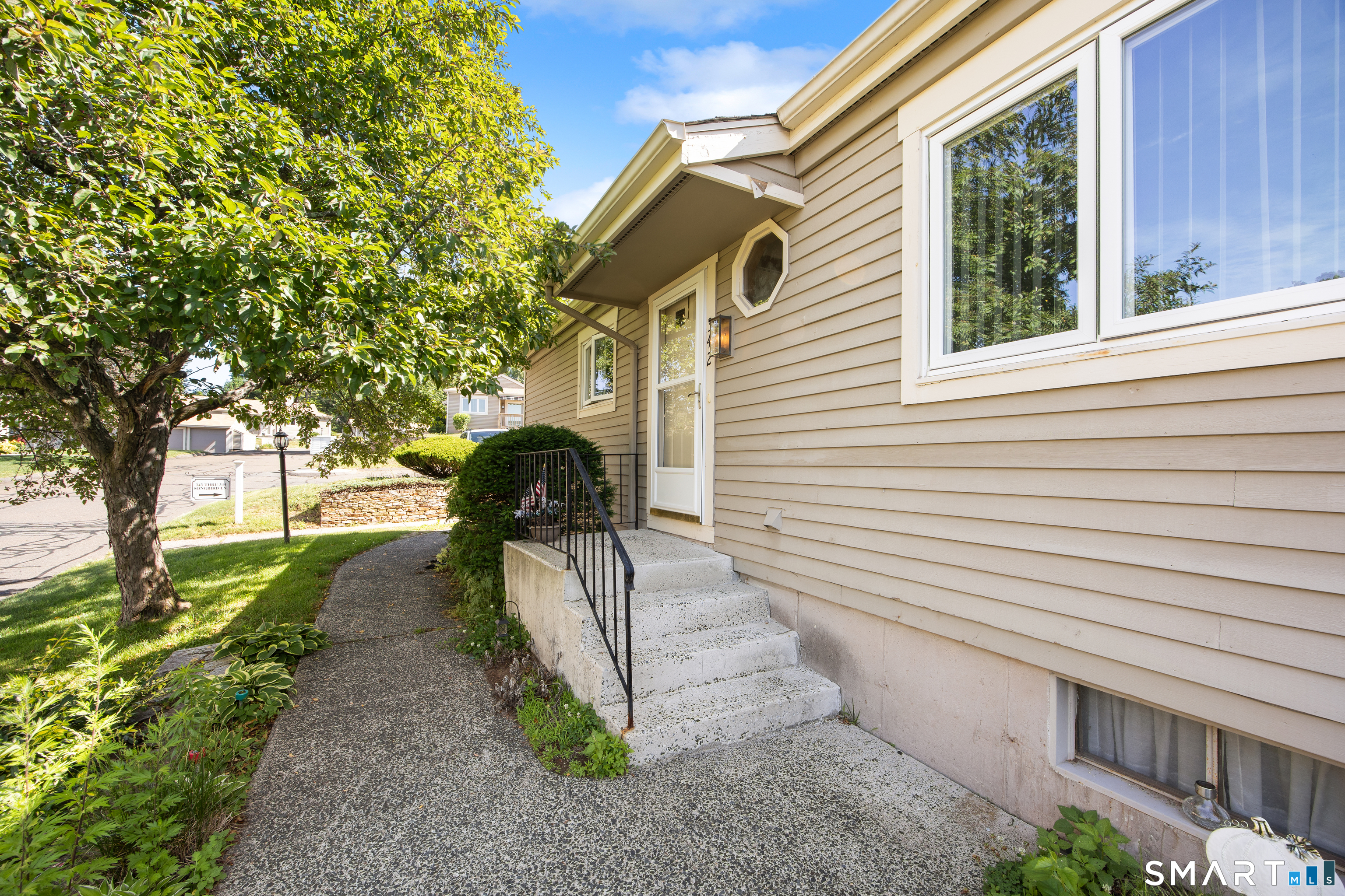 342 Songbird Lane Southington CT 06489