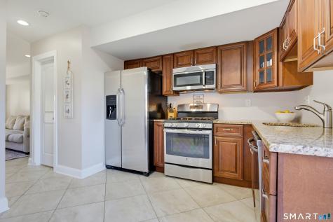 63 Coleman Street East Haven CT 06512