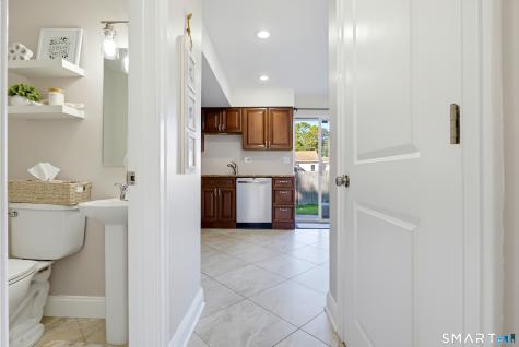 63 Coleman Street East Haven CT 06512