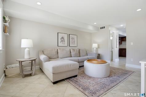 63 Coleman Street East Haven CT 06512