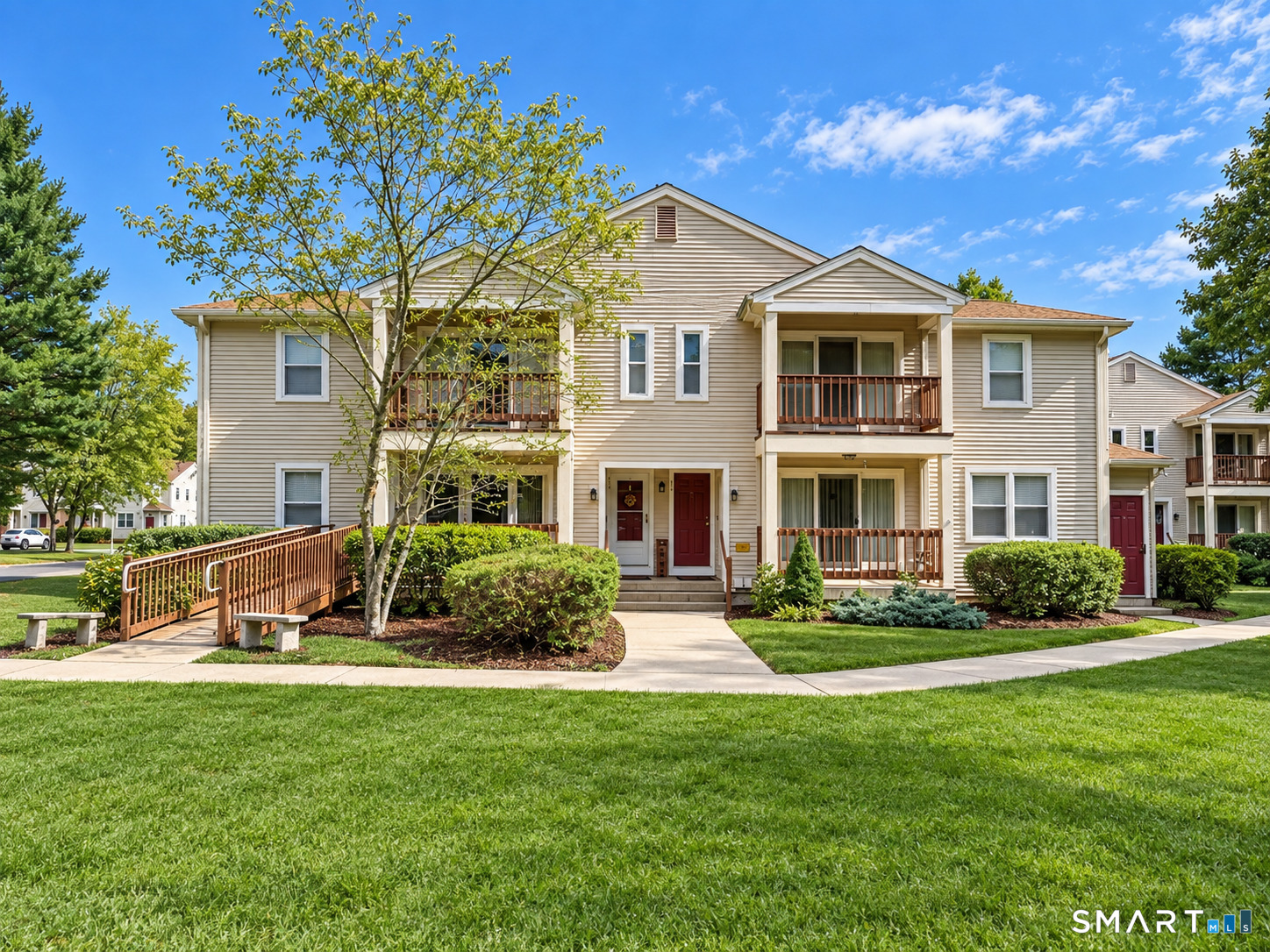 304 Ashmead Commons Enfield CT 06082