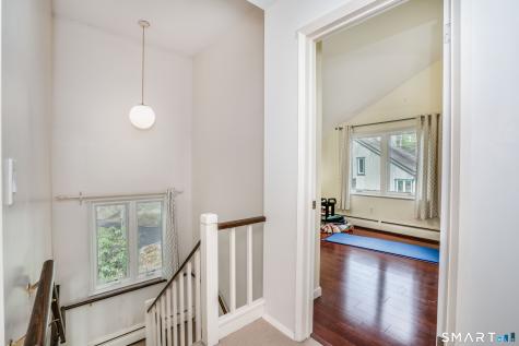 12 Byrne Court Farmington CT 06032