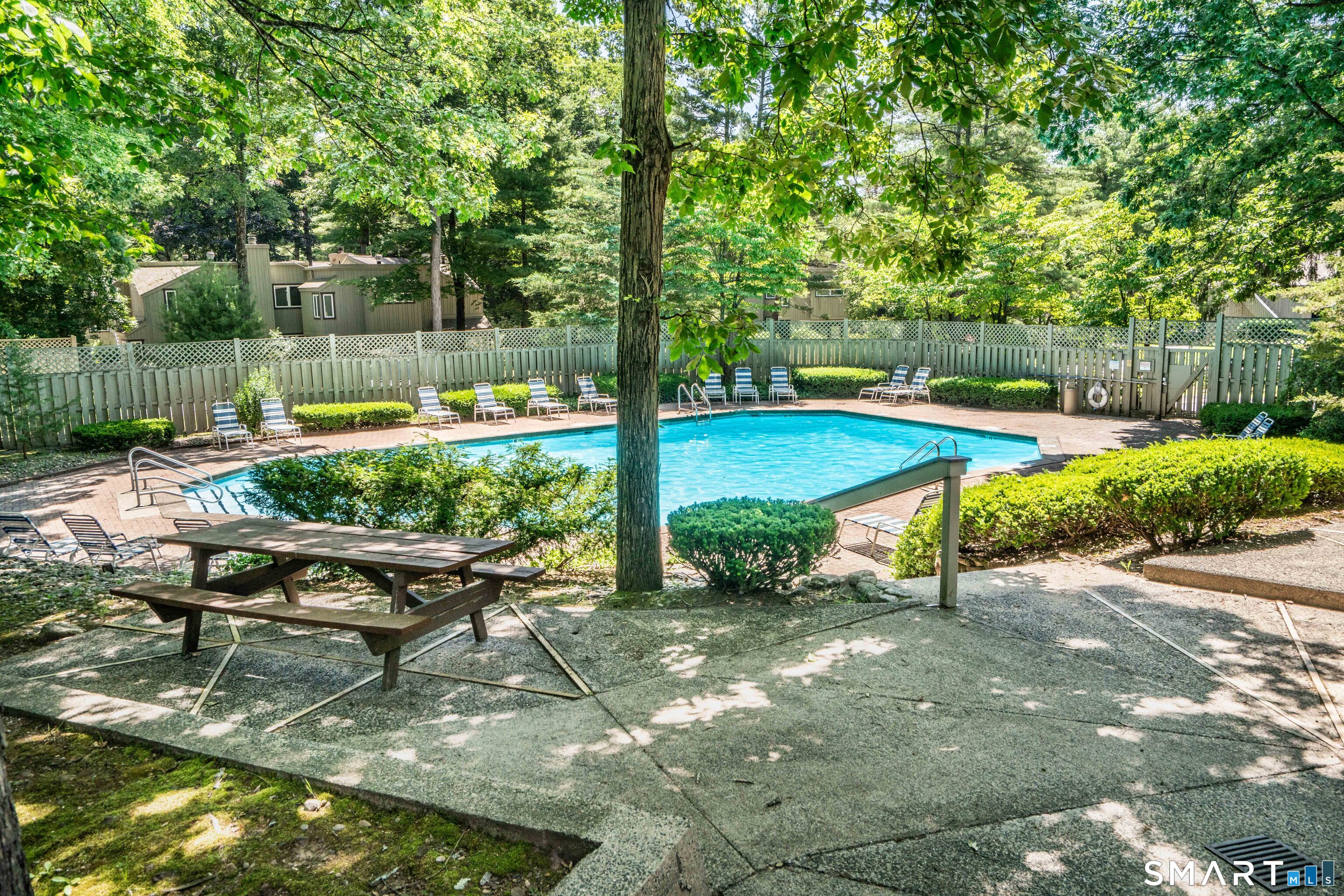 12 Byrne Court Farmington CT 06032