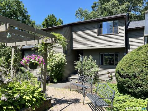4 Alder Court Woodbury CT 06798