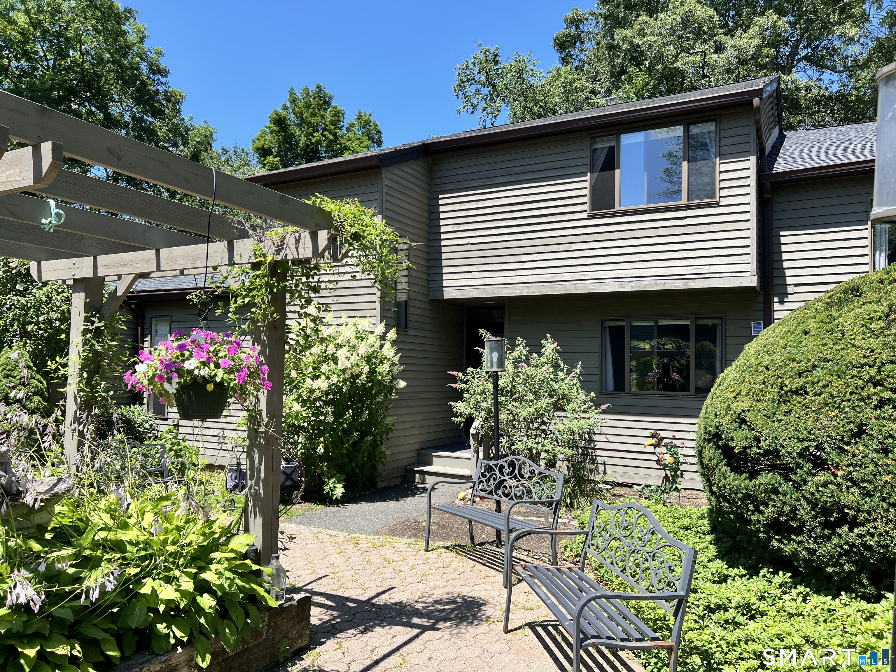 4 Alder Court Woodbury CT 06798