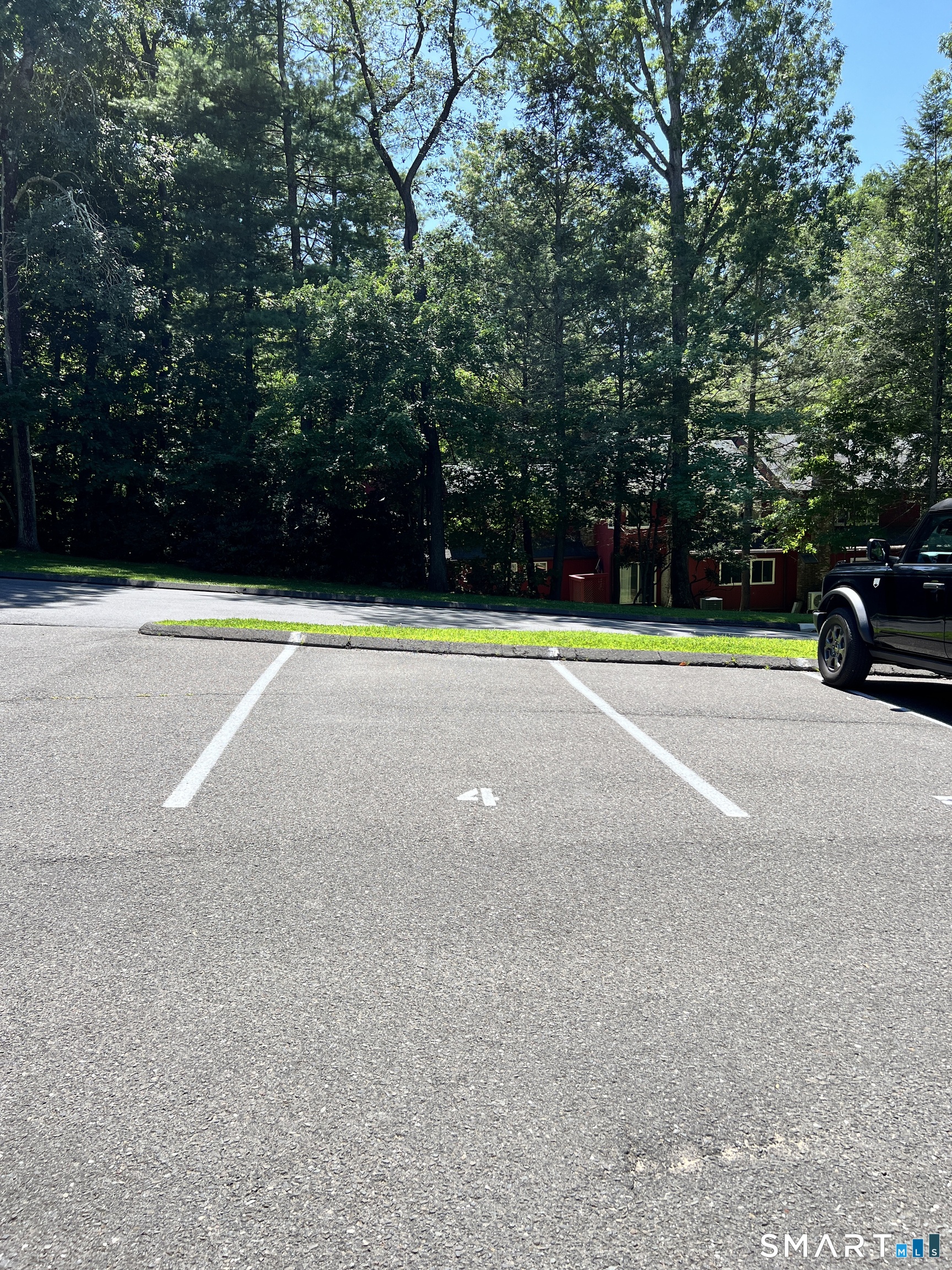 4 Alder Court Woodbury CT 06798