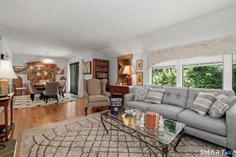 4 Alder Court Woodbury CT 06798