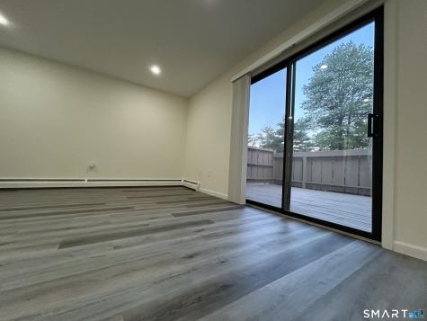 38 Sutton Place Bloomfield CT 06002