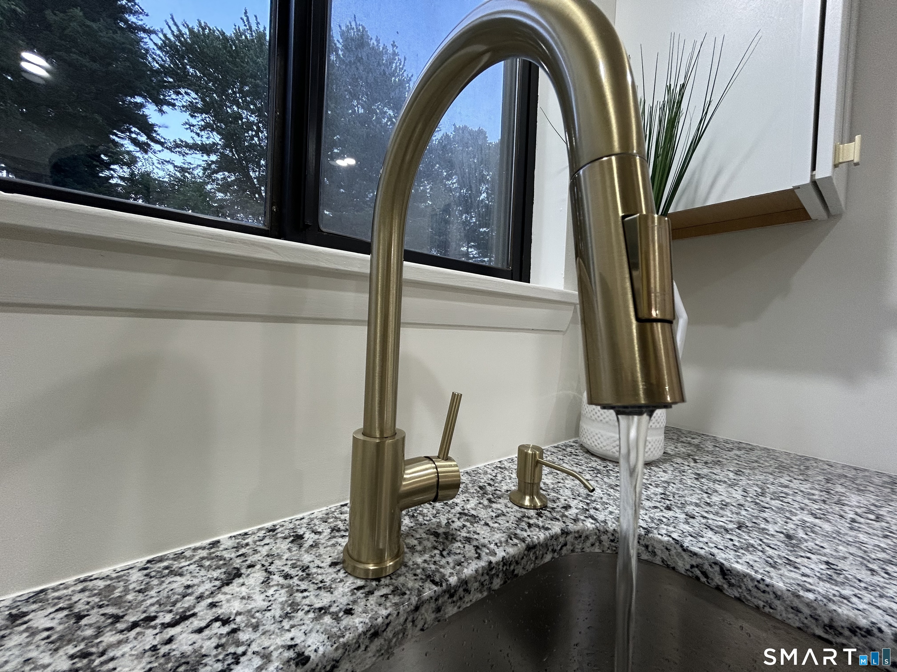38 Sutton Place Bloomfield CT 06002