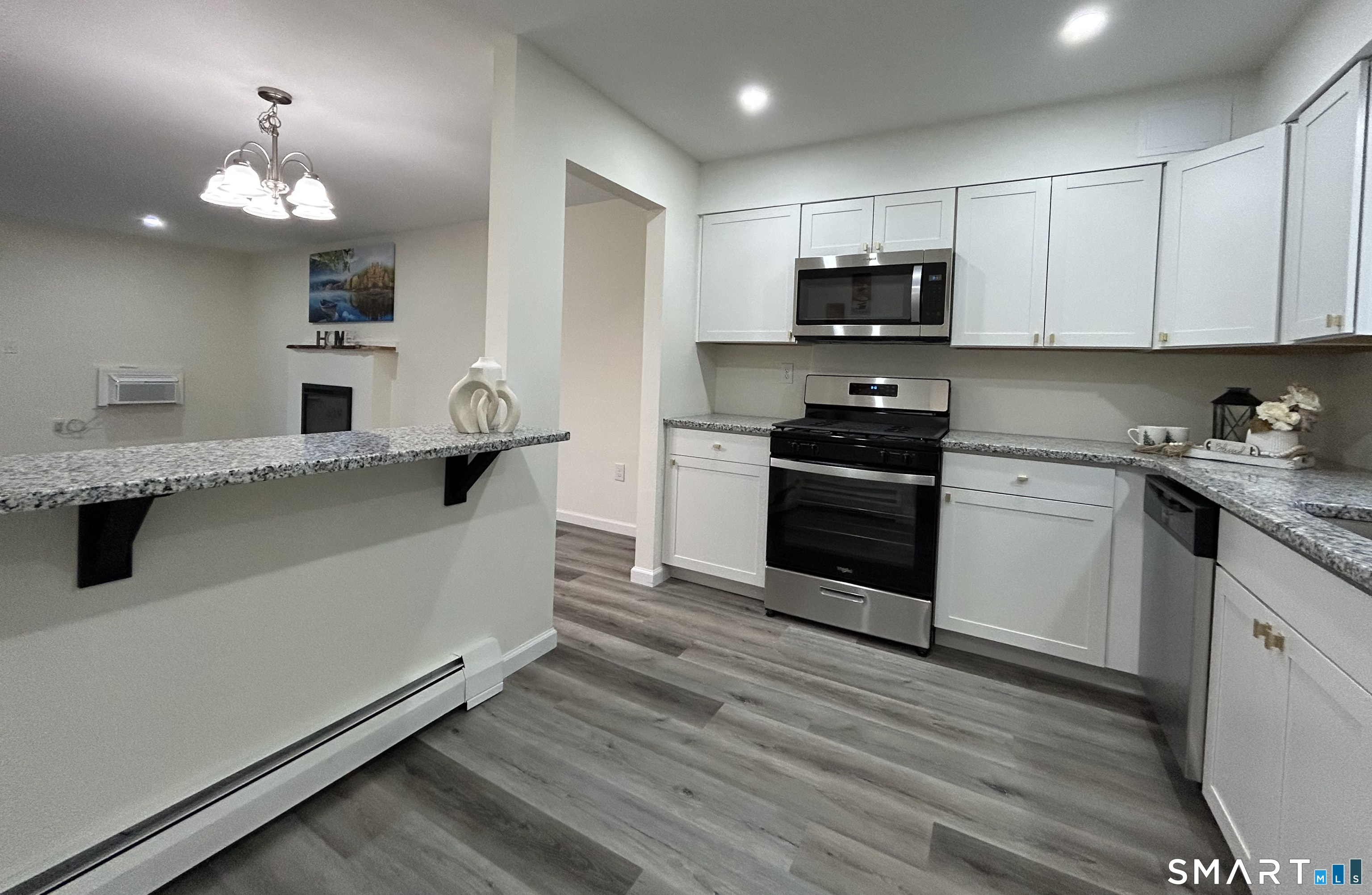 38 Sutton Place Bloomfield CT 06002