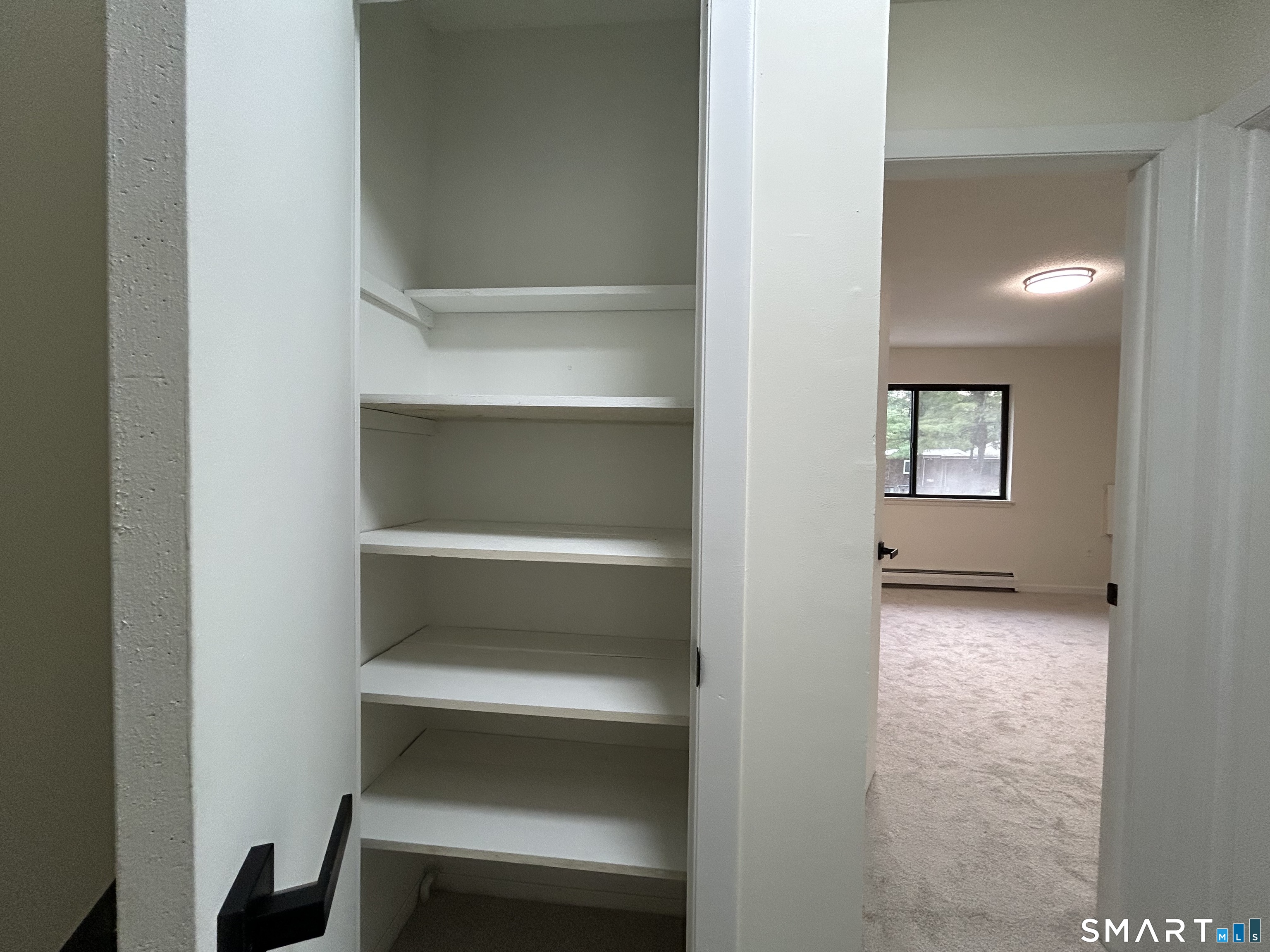 38 Sutton Place Bloomfield CT 06002