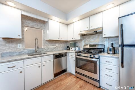 26 Greenview Lane Milford CT 06461