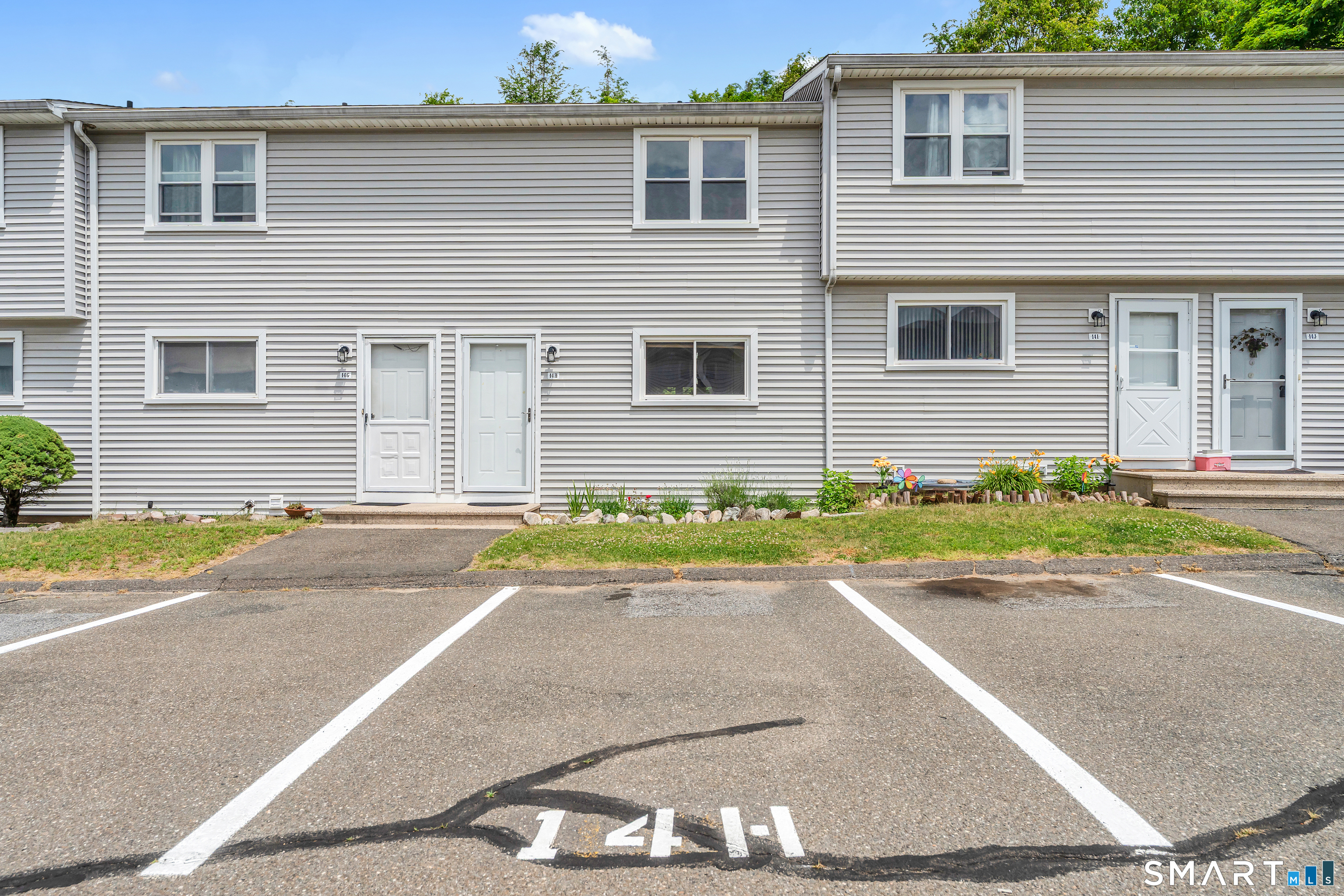 1081 New Haven Road Naugatuck CT 06770