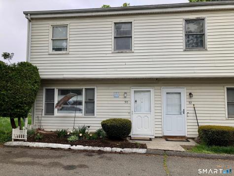 30 Yarrington Court Bridgeport CT 06607