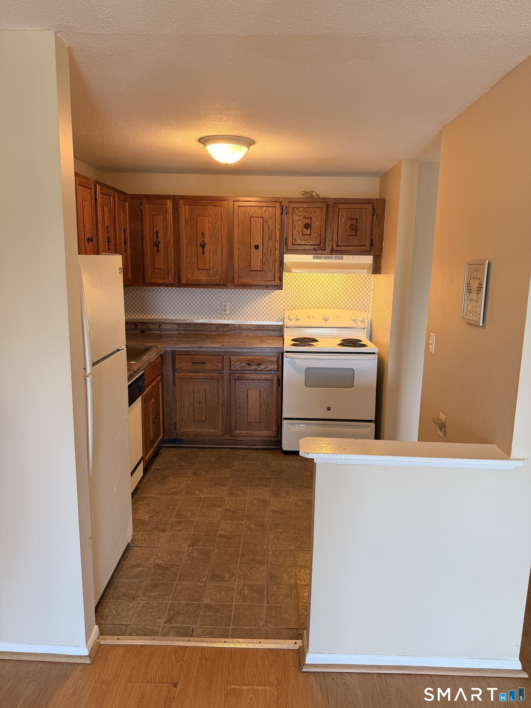 155 Bull Hill Lane West Haven CT 06516