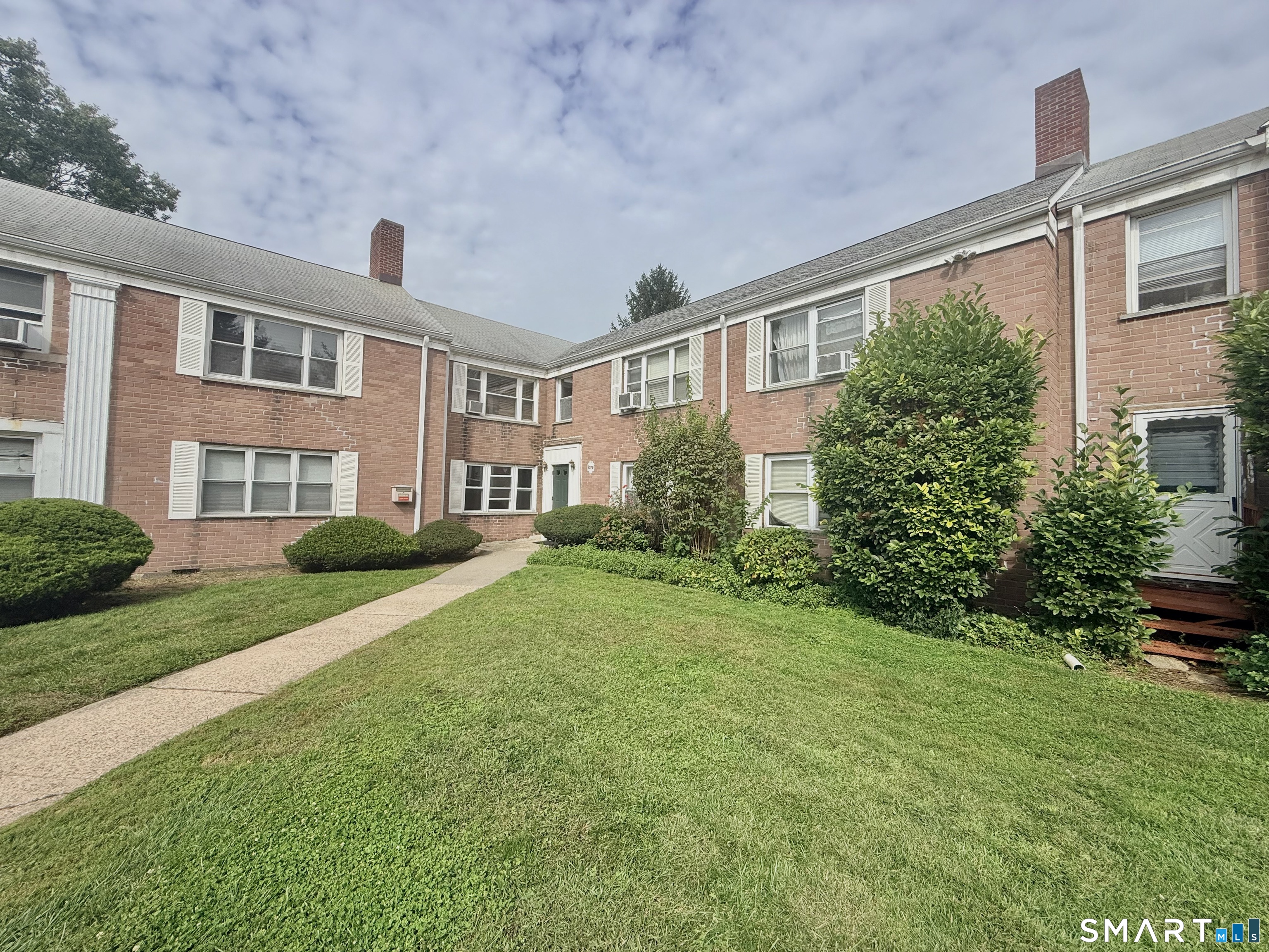 1076 East Main Street Stamford CT 06902