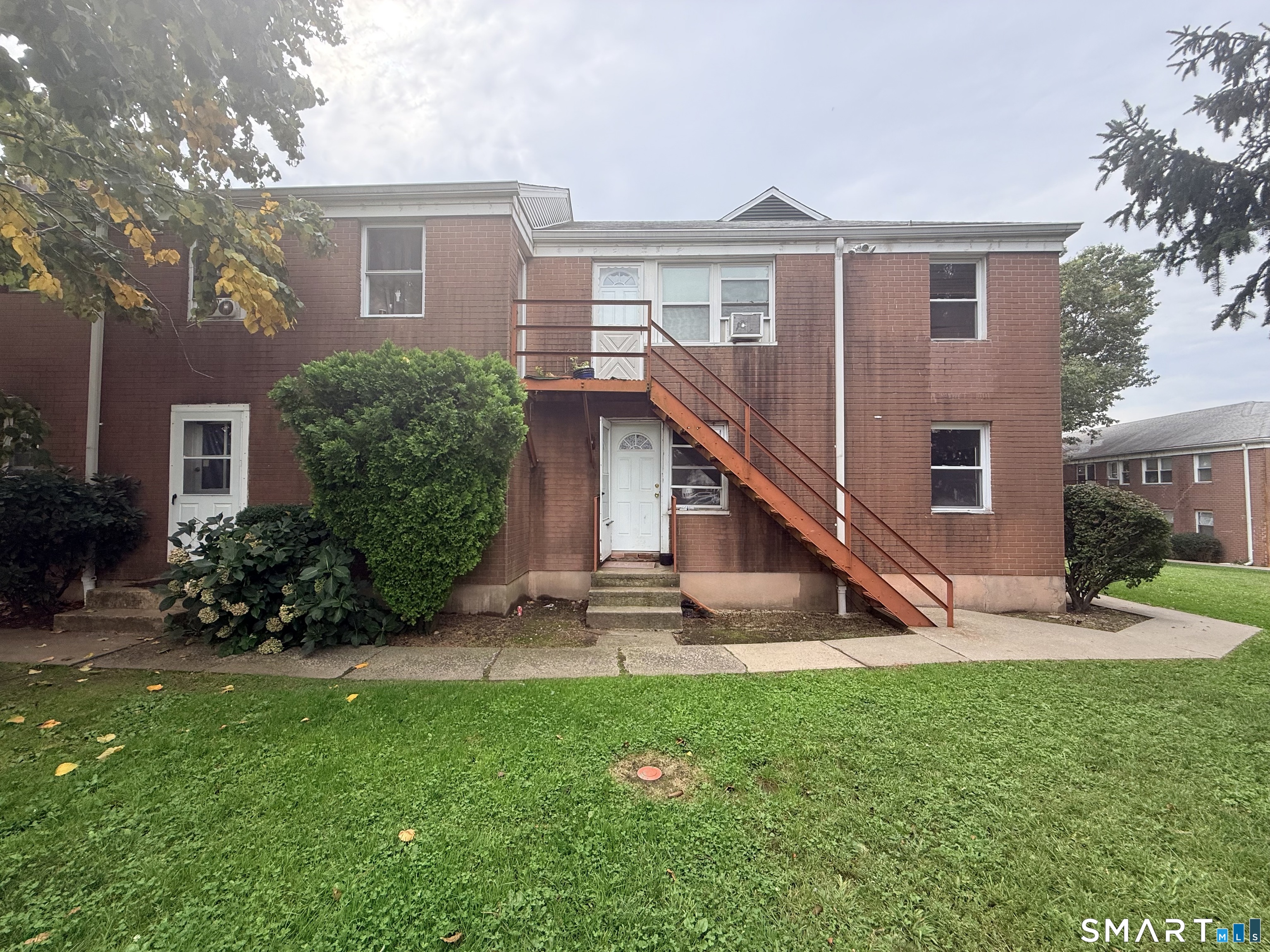 1076 East Main Street Stamford CT 06902