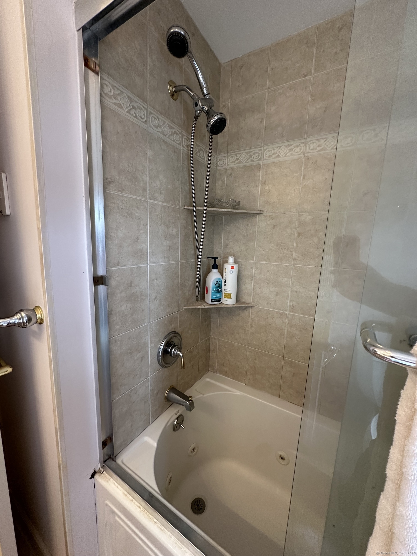 8 Butternut Drive Glastonbury CT 06033