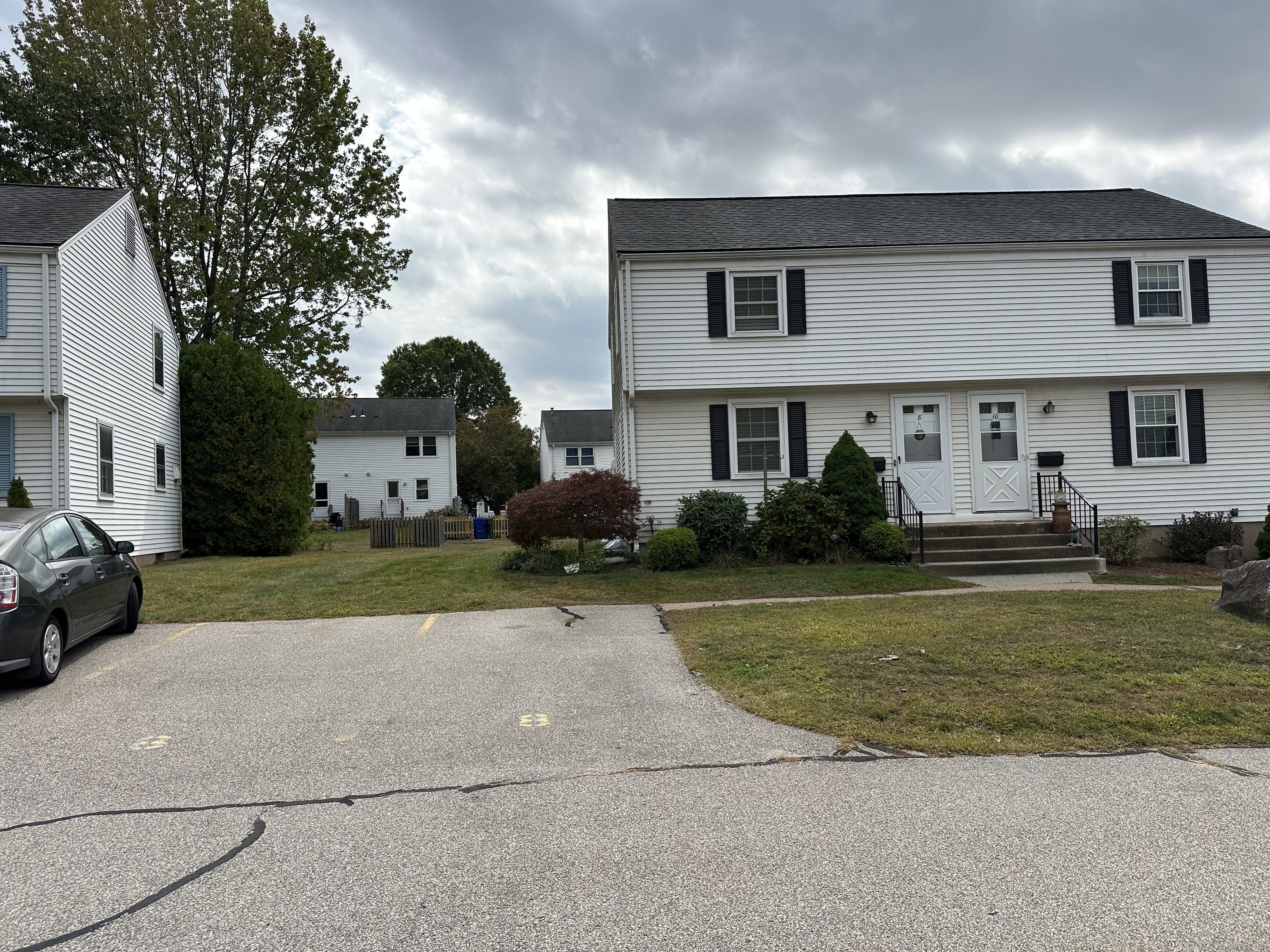 8 Butternut Drive Glastonbury CT 06033