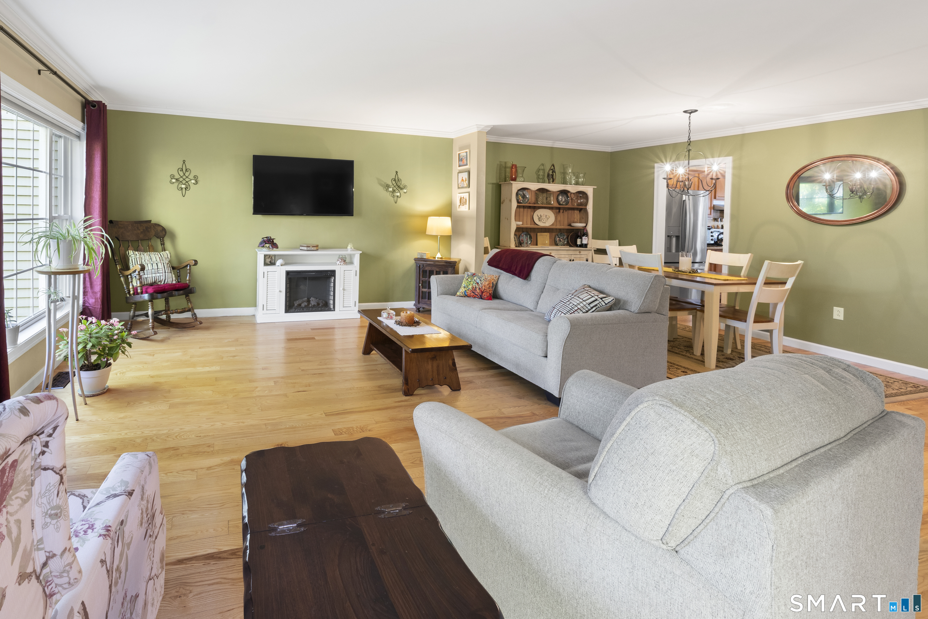 83 Perry Street Putnam CT 06260