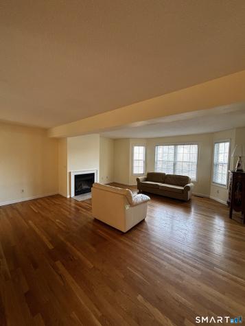 83 Danny's Way Wallingford CT 06492
