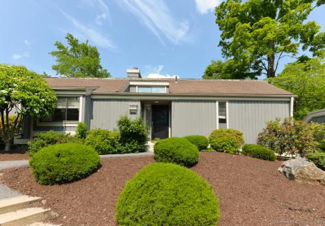 926 Heritage Village Southbury CT 06488