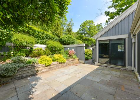 926 Heritage Village Southbury CT 06488