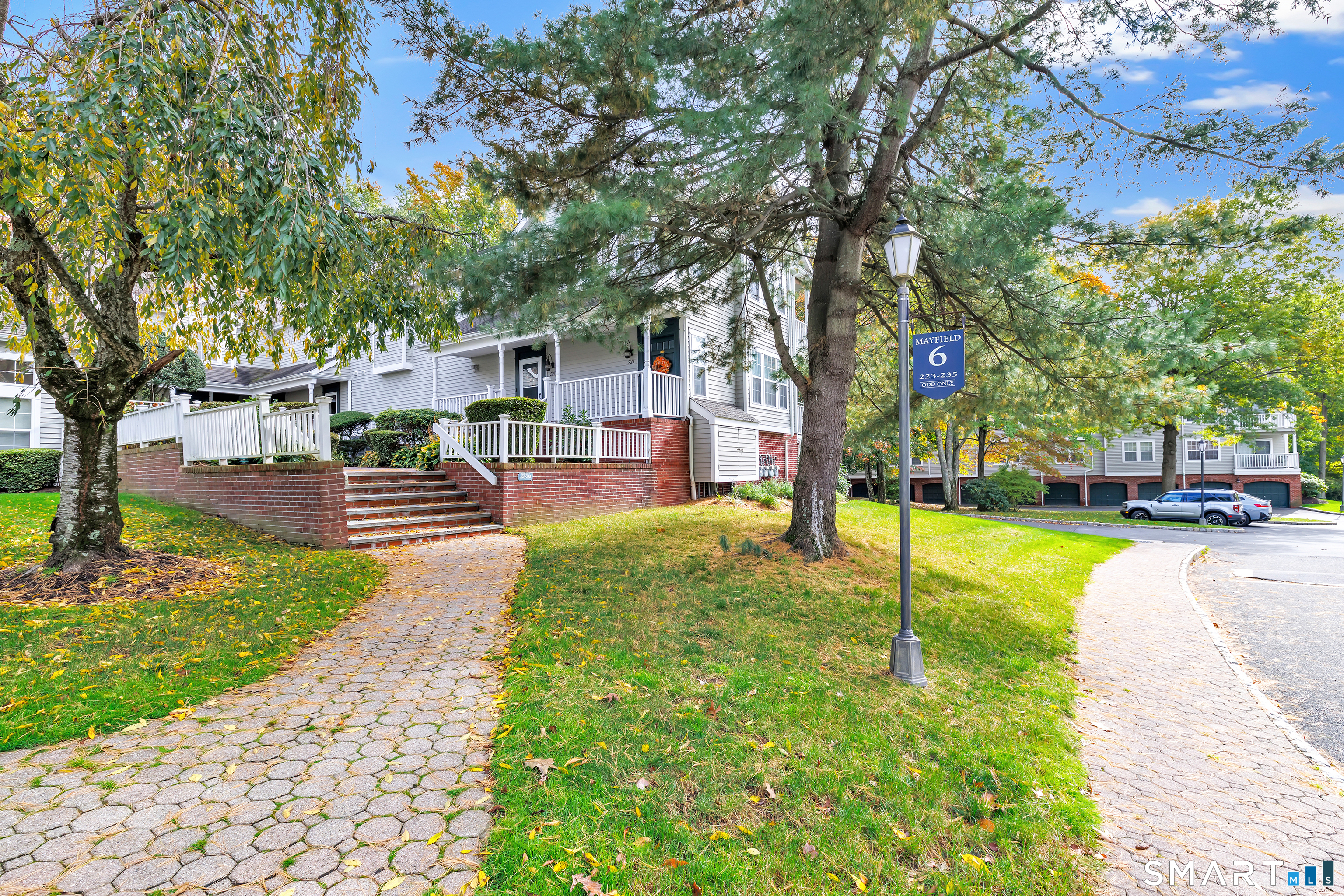 227 Mayfield Drive Trumbull CT 06611