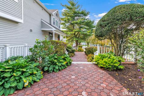 227 Mayfield Drive Trumbull CT 06611