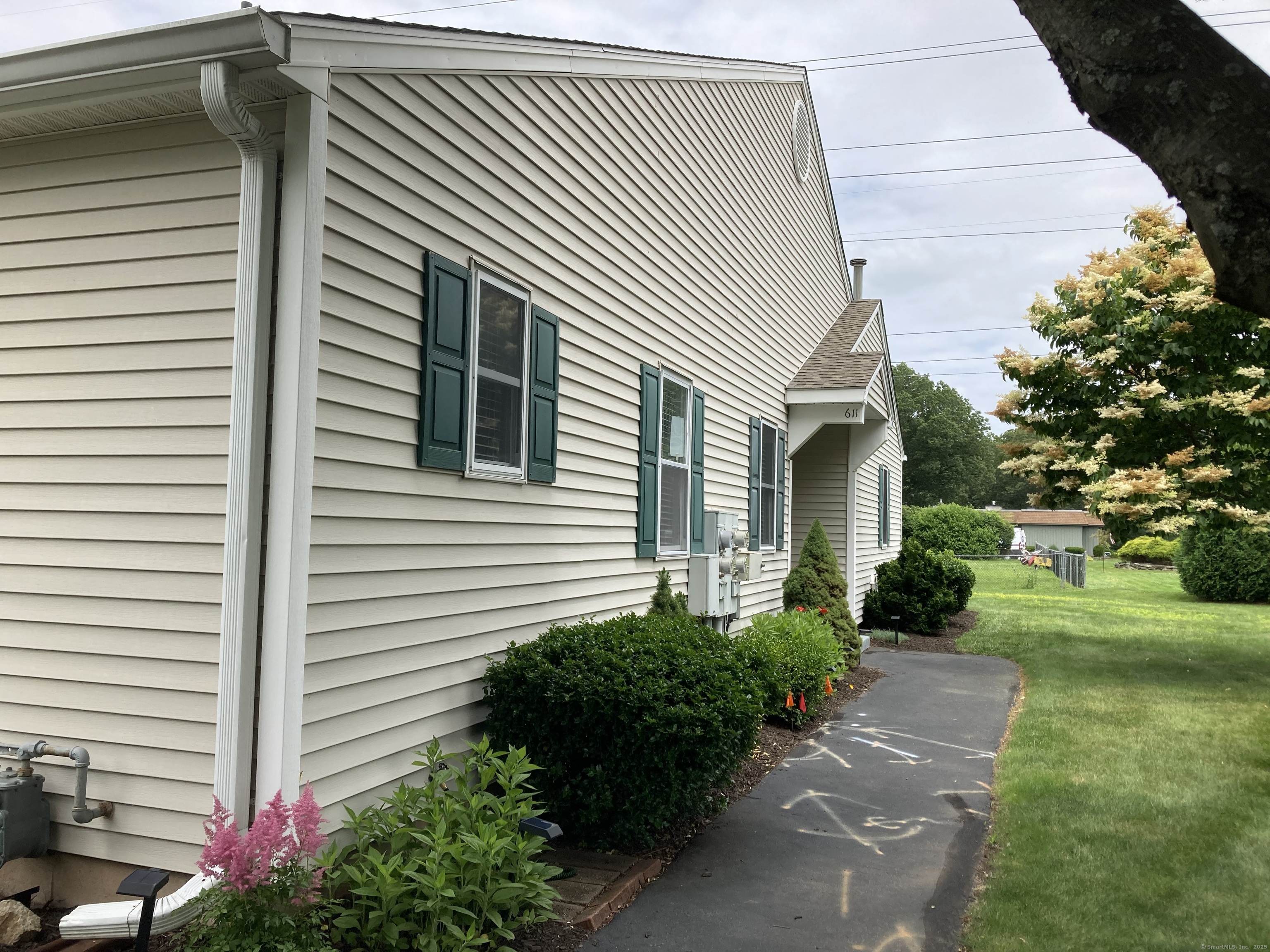 611 Overlook Path Southington CT 06489