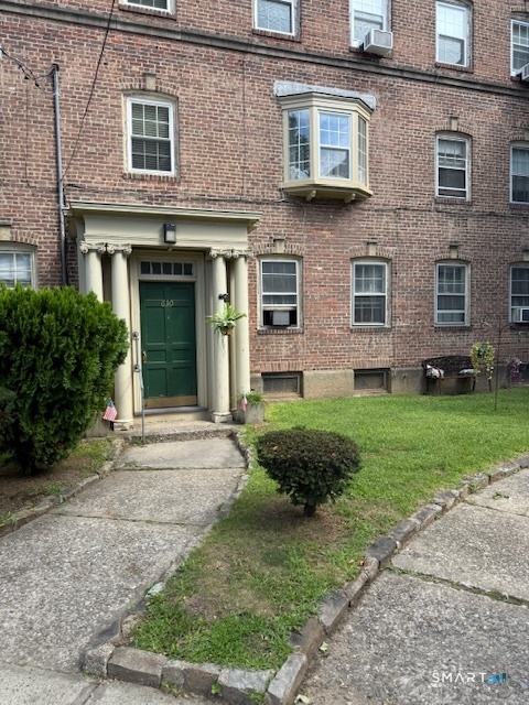 610 Wilmot Avenue Bridgeport CT 06607