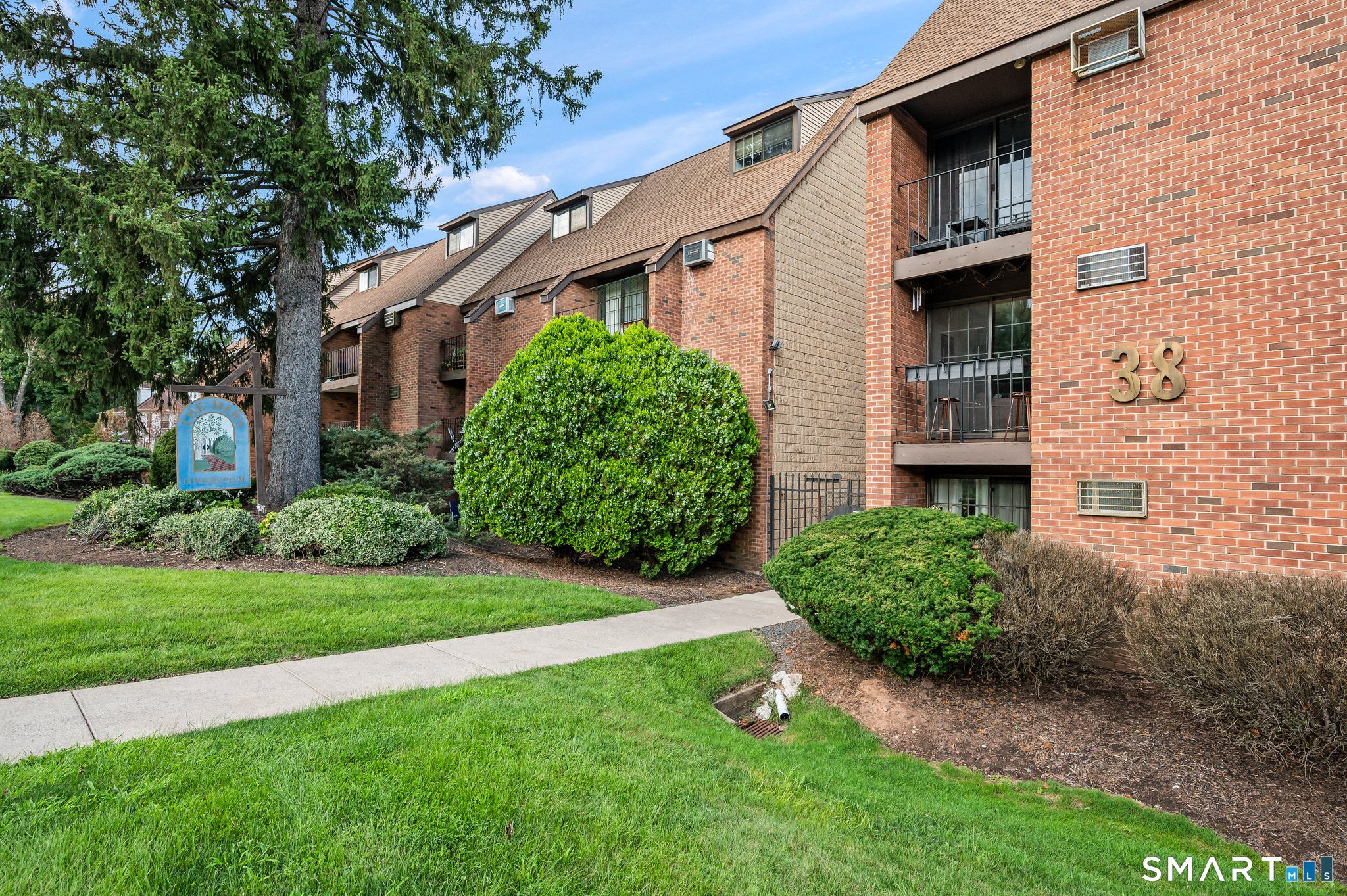 38 North Main Street West Hartford CT 06107