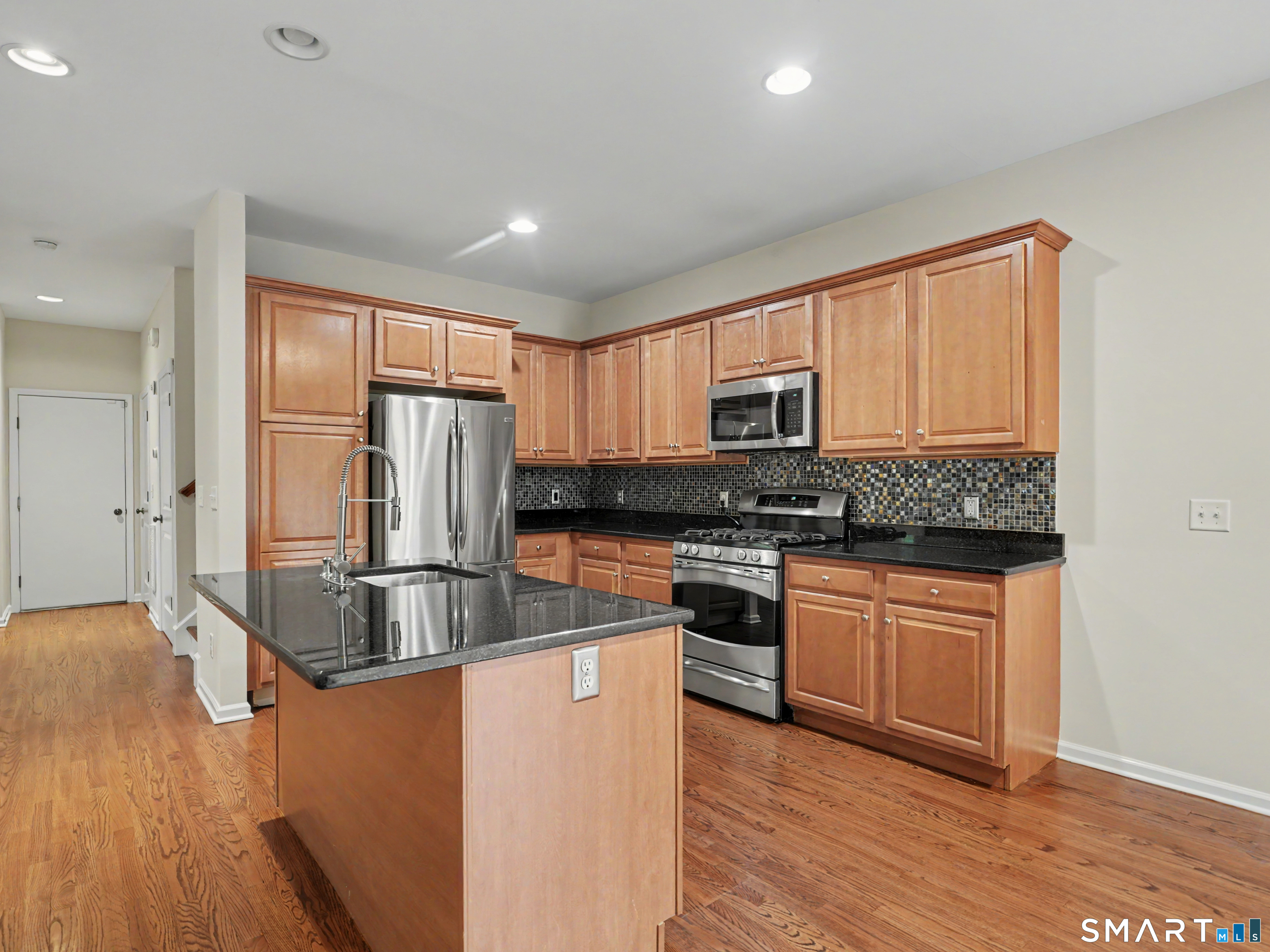 4 Bristol Terrace Danbury CT 06810
