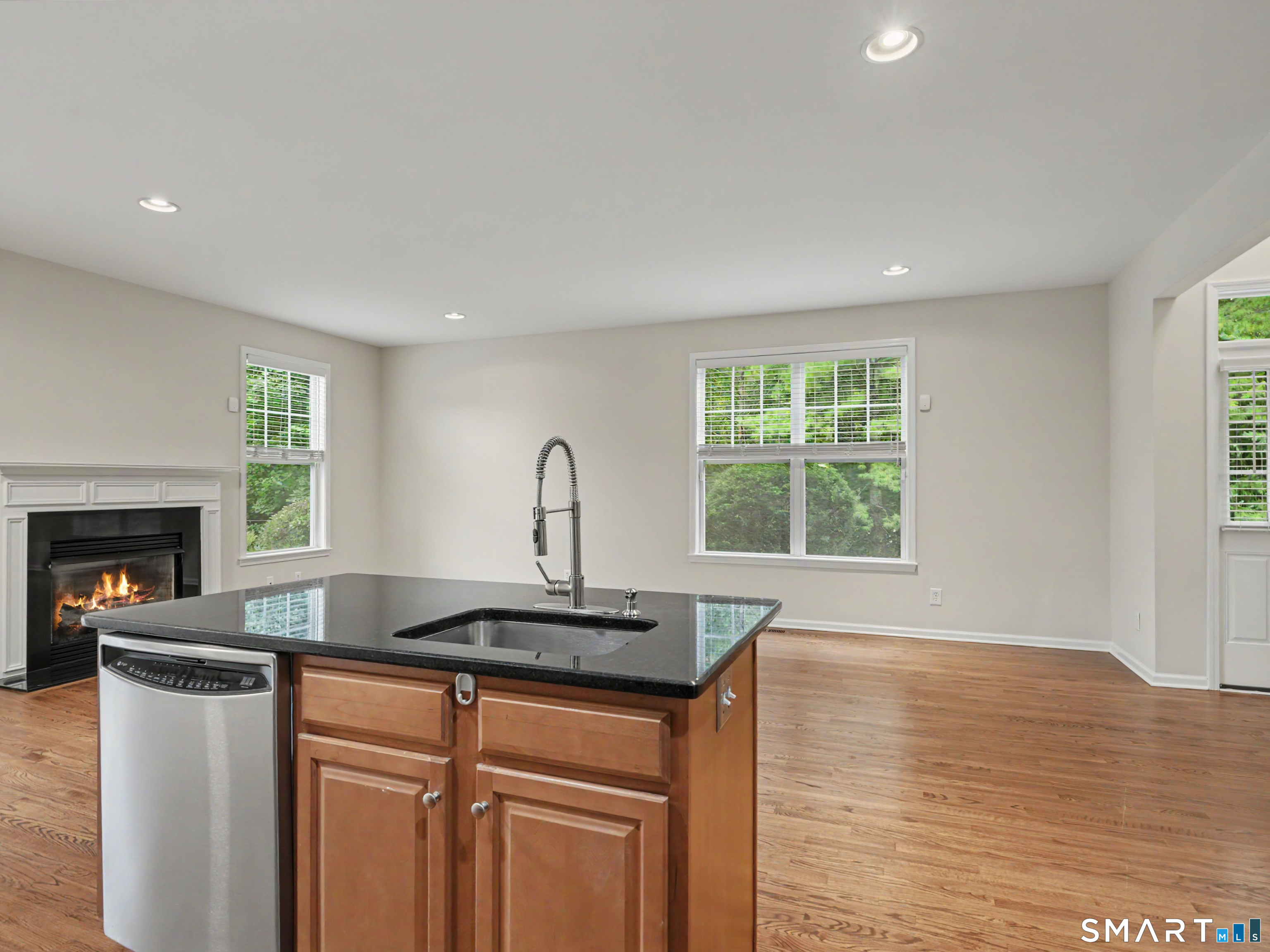 4 Bristol Terrace Danbury CT 06810