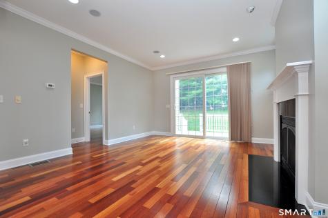 104 Bradford Walk Farmington CT 06032