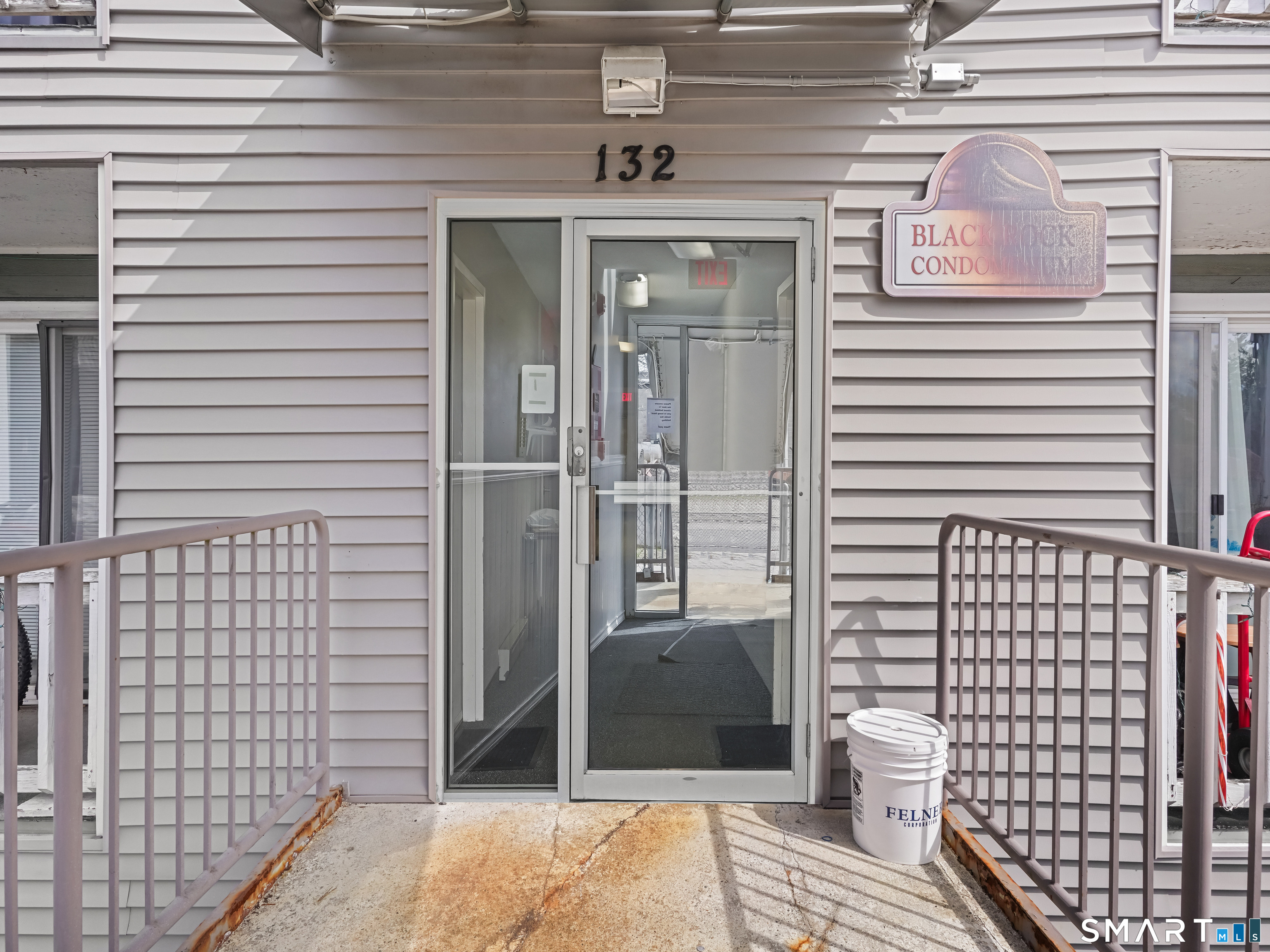 132 Bennett Street Bridgeport CT 06605
