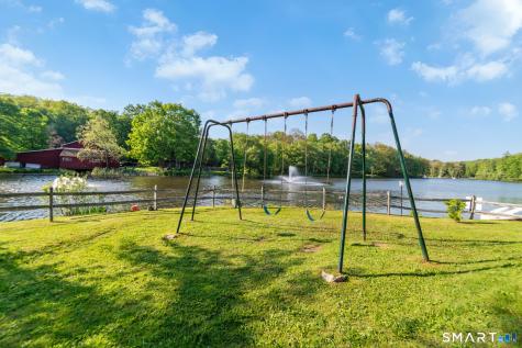 19 Clubhouse Drive Woodbury CT 06798
