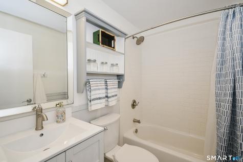 126 Highland Street Manchester CT 06040