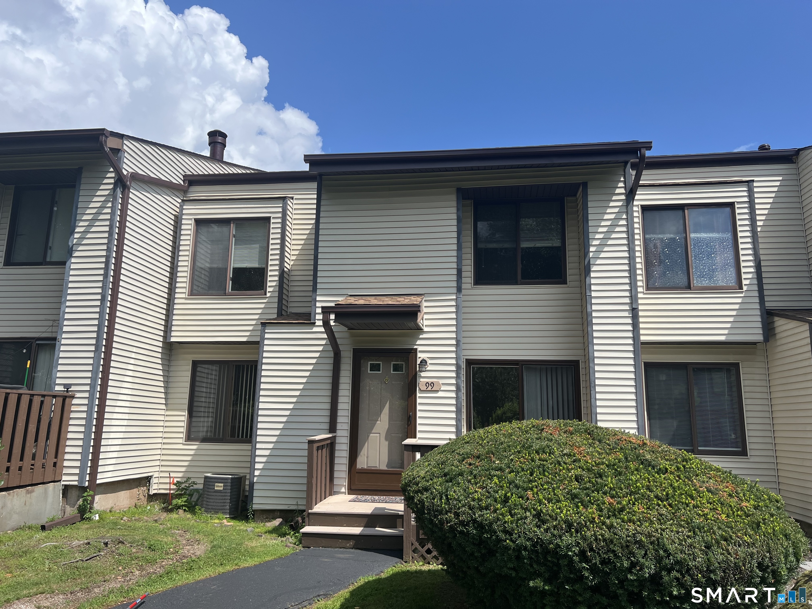 99 Cottonwood Road Newington CT 06111