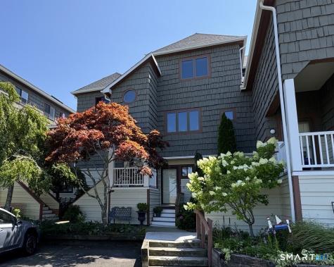 2 Old Town Highway East Haven CT 06512