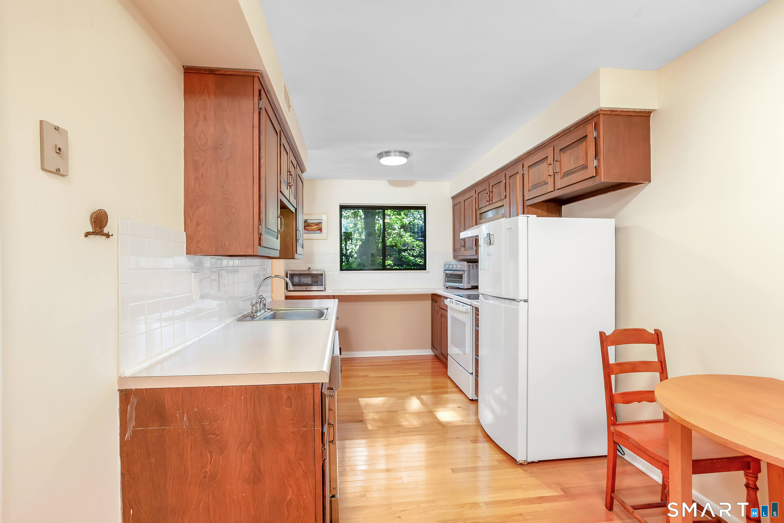 31 Harbour Village Branford CT 06405