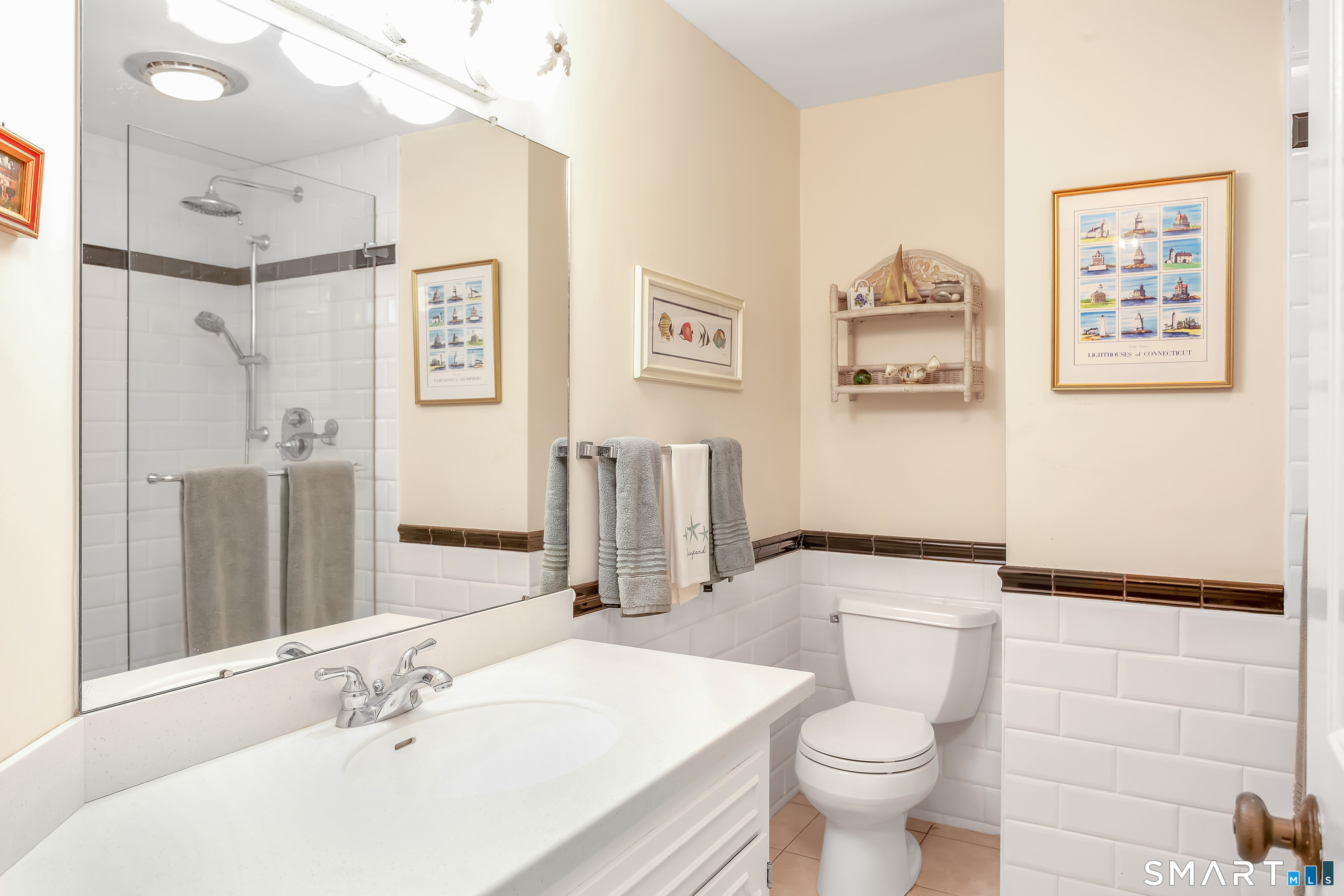 31 Harbour Village Branford CT 06405