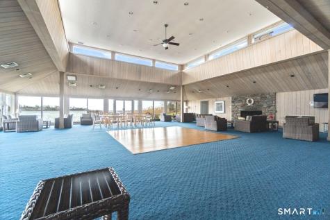 31 Harbour Village Branford CT 06405